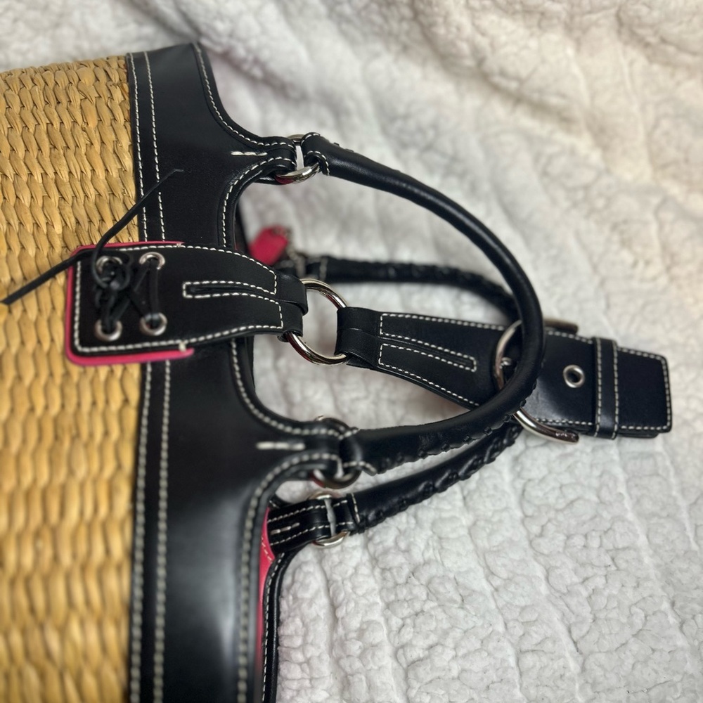Coach Straw Tote Black Leather Pink Signature Lining RARE - Picture 9 of 10